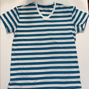 Aeropostale men’s striped tee